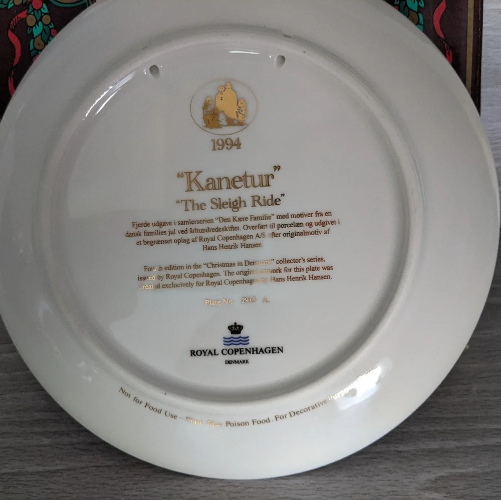 Royal Copenhagen 1994 The Sleigh Ride Plate